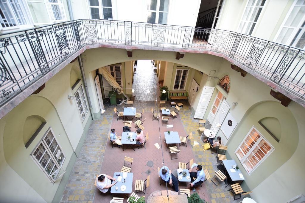 Standard Apartment By Hi5 - Muzeum 5 Budapest Esterno foto
